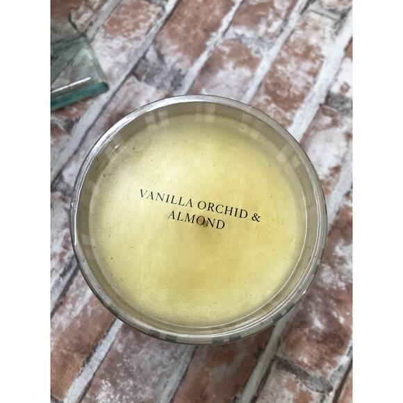 NEST Fragrances New York Scented Candle Vanilla Orchid & Almond 8.1 oz NO BOX - Picture 3 of 7